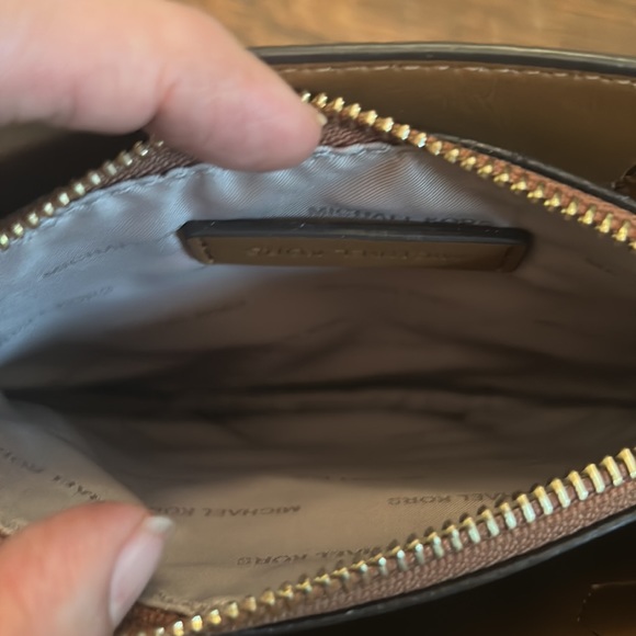 Michael Kors Mercer Small Satchel/Crossbody - Picture 13 of 15